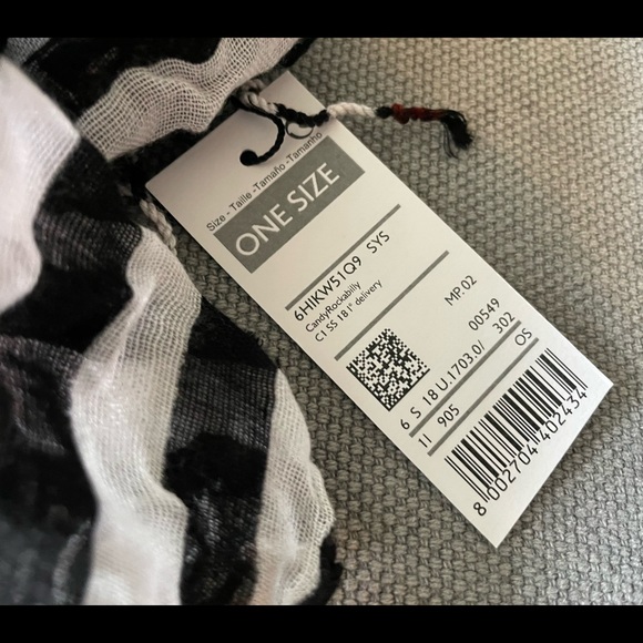 Sisley Black and White Stripes Scarf - Picture 5 of 6